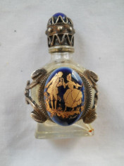 Veche Sticla Parfum inseriata prin marcaj cu ornament portelan Bijuterie superba foto