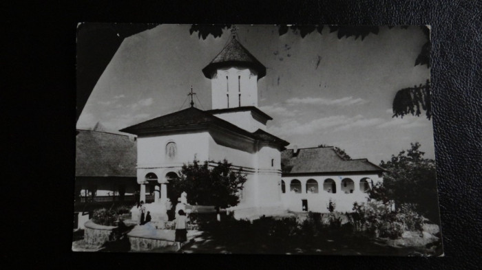 CP - Vedere - Manastirea Govora