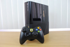 Xbox 360 Slim E 250GB(2013/10/10)+jocuri foto