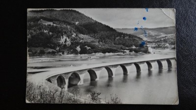 Vedere-RPR-Valea Bistritei-Peisaj peste lacul de acumulare - necirculata foto