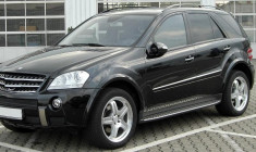 Praguri scari laterale Mercedes Benz ML W164 2005 - 2011 foto