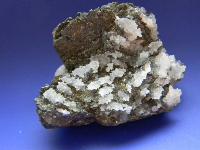 Specimen minerale - CUARTIT, BLENDA SI CALCOPIRITA
