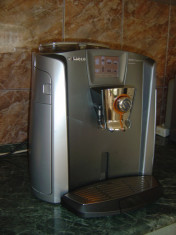 Aparat de cafea complet automat Expresor Saeco Primea Cappuccino Touch Plus foto