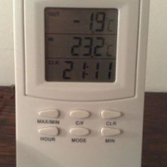 Ceas cu afisaj ora temperatura HTC-2 foto