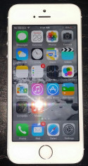 Iphone 5s 16GB Argintiu (Silver) NEVERLOCKED CA NOU + Husa si Suport Curea+ FACTURA+ 2ANI GARANTIE. foto