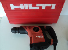 HILTI TE 300 AVR -Ciocan demolator/2013 foto