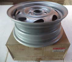 JANTA TABLA 13&amp;quot; ARGINTIU HYUNDAI / KIA-ORIGINALA-QK9965655030Q foto