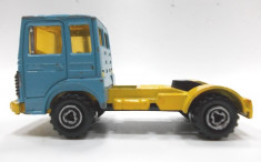 MAJORETTE-REGULAR -SCARA 1/64 -RENAULT CAP TRACTOR- ++2501 LICITATII !! foto