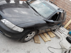 dezmembrez opel vectra b 2.0 benzina 1998 foto