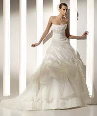 Rochie de mireasa Pronovias Barcelona Mansion foto