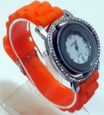Ceas quartz fashion cu bratara din silicon portocaliu MODEL 050 foto