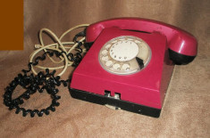 TELEFON FIX ROMANESC ANII 1970 - 80 CU DISC - CULOARE DEOSEBITA ROSU - foto