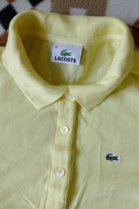 Tricou Lacoste; marime 42: 49 cm bust, 50.5 cm lungime, 38.5 cm umeri; bumbac foto