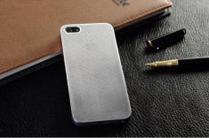 Husa / toc protectie iPhone 5, 5s lux - 100% aluminiu perforat, 0.3 mm grosime, culoare - argintiu - LIVRARE GRATUITA prin Posta la plata cu cardul foto