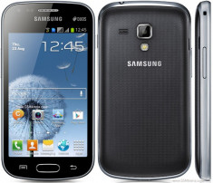 Telefon mobil SAMSUNG GALAXY S i9000 (+ 2 huse silicon) foto