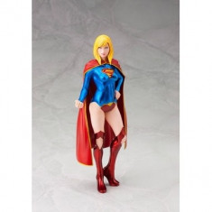 ARTFX + PVC STATUE 1/10 SUPERGIRL foto