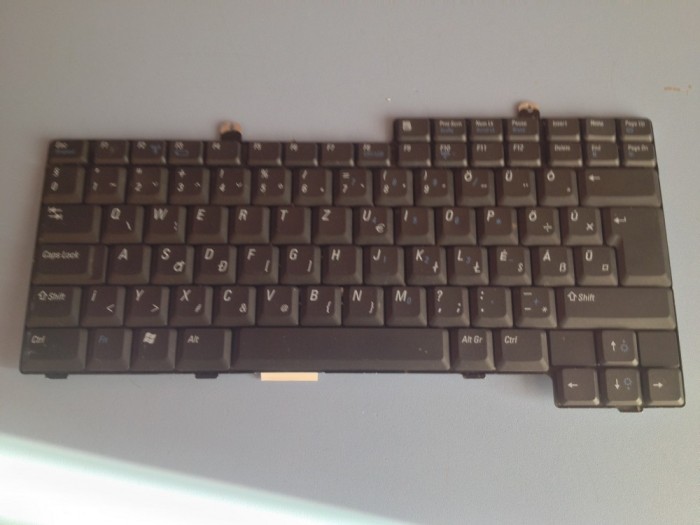 TASTATURA DELL LATITUDE D505