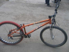 Bicicleta Magelan Tucana 26&amp;quot; foto