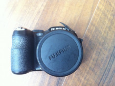 Aparat foto digital Fujifilm FinePix S1800 black foto