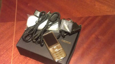 NOKIA 6700 classic Gold Edition NOU / auriu,in cutie-pachet complet POZE REALE foto