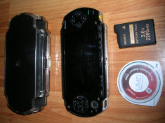 Vand consola jocuri Sony PSP, husa + 1 jocuri original, fara incarcator foto
