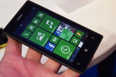 Nokia Lumia 520 nou black la cutie sigilat de la vodafone ! 2 ani garantie foto