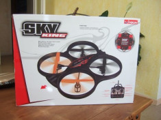 Drona Quadcopter elicopter 6 axe Sky King cu patru elice si telecomanda foto