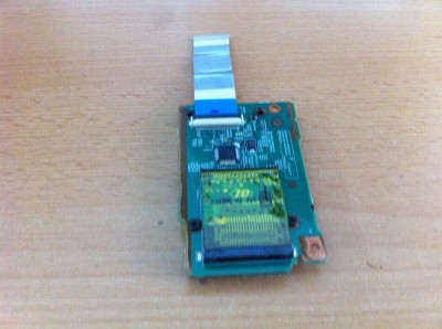 Cititor card Dell Vostro 3500 foto