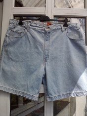 Pantaloni scurti =MARIME MARE=bermude, short, sort, din blugi, firma LEVI&amp;#039;S, LEVI STRAUSS, 2XL, XXL sau mai mare,talie=2x58 cm-masurati!!! foto