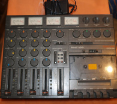 Tascam PortaOne Four Track Recorder foto