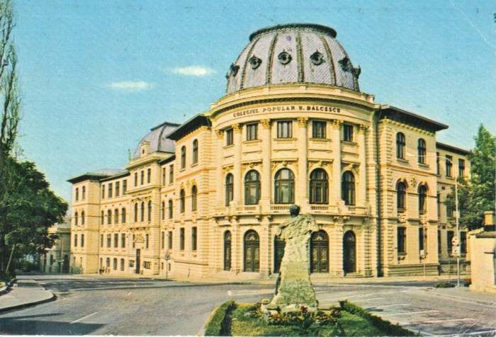 Carte postala CP DJ003 Craiova - Liceul Nicolae Balcescu - circulata 1963