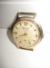 Ceas de mana de barbat sovietic vechi- Smarm in metal aurit, 3.5 cm, nefunctional foto