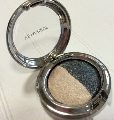 Fard Duo Victoria Secret, Shimmer Fierce Shadow Duo, VS Makeup Fard Duo Flirty&amp;amp;amp;Fierce foto