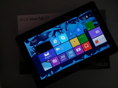 Vand Tableta Asus VivoTab RT TF600T 800 lei foto