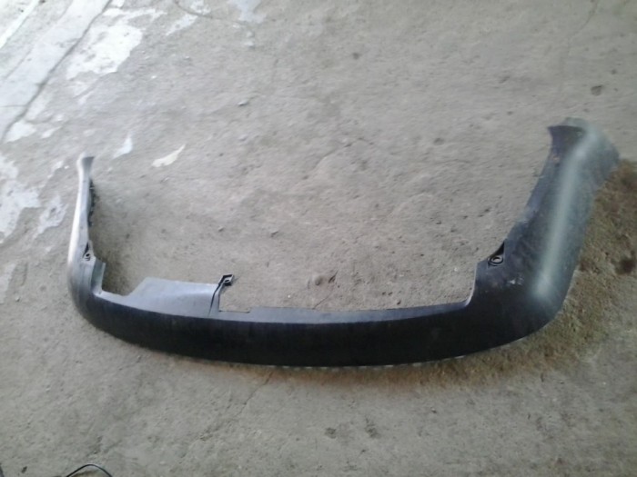 Vand spoiler inferior bara spate VW Passat 3B limuzina