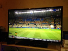 TV LED 3D Smart Samsung UE40EH6030 Full HD 200HZ 3D Activ 102cm 40inch Lan 1080p Seria 6 + Ochelari ! foto