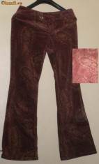 Pantalon de catifea cu model oriental mas. 14. LICHIDARE foto