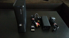 Consola Xbox 360- slim- negru mat- 4 gb foto