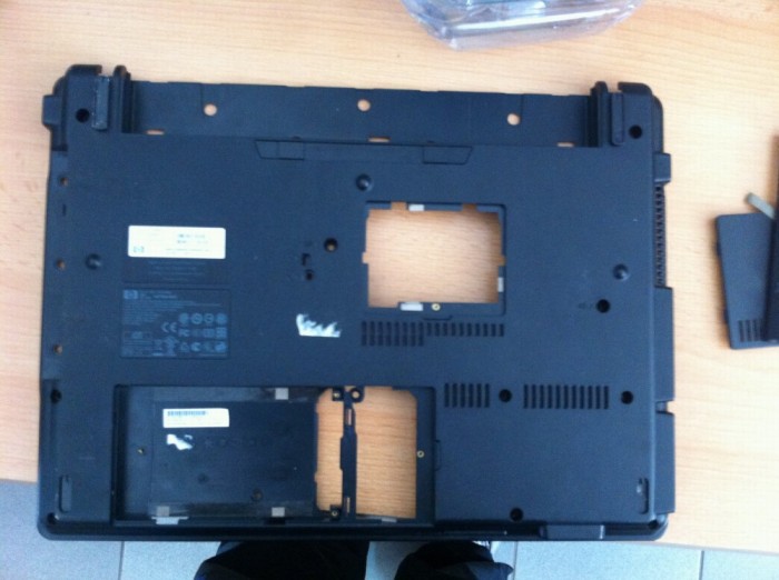 Carcasa inferioara Bottomcase Hp 550