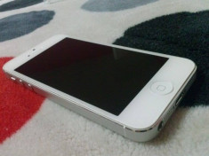 Iphone 5 Alb 16 GB foto