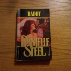 DANIELLE STEEL - Daddy - roman - 1998, 382 p.