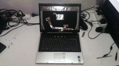 Laptop Fujitsu M1425 Pentru componente ! foto