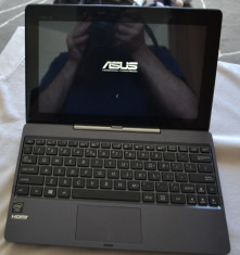 ASUS Transformer Book T100TA-DK007H tableta/laptop Windows 8.1 foto