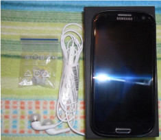 SAMSUNG I9300 Galaxy S III black foto