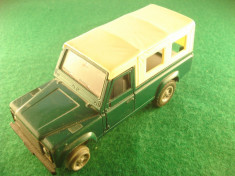 Siku 2561 LAND ROVER DEFENDER 110 Made in Germany scara 1:32 foto