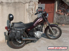 YAMAHA SR125 - 900 EURO foto