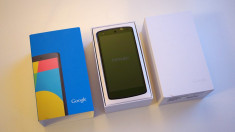 Vand LG Google Nexus 5, 16GB, Alb - NOU, SIGILAT, NEVERLOCKED, Android 4.4.3 KitKat din fabrica - PRET USOR NEGOCIABIL - LIVRARE GRATUITA foto