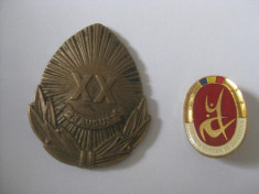 INSIGNA FRG+MEDALIA A XX-A ANIVERSARE A ELIBERARII PATRIEI 1944-1964 foto