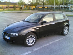 Dezmembrez Alfa 147 1.9 JTDm an 2006 foto