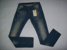 pantaloni barbati H&amp;amp;amp;M marime mex 30,31 foto